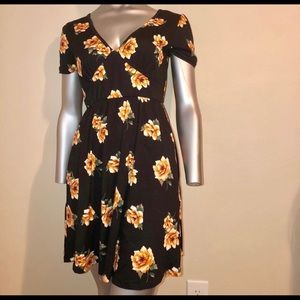 Everly• Floral Black Summer Dress